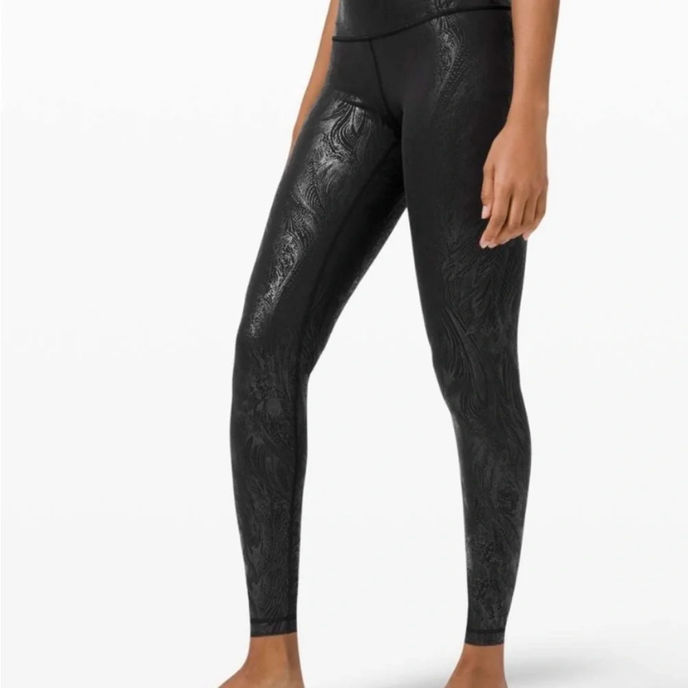 NWOT Lululemon Wunder Under High-Rise Tight 28" *Shine (Acclimatize Black Foil) - Picture 2 of 16